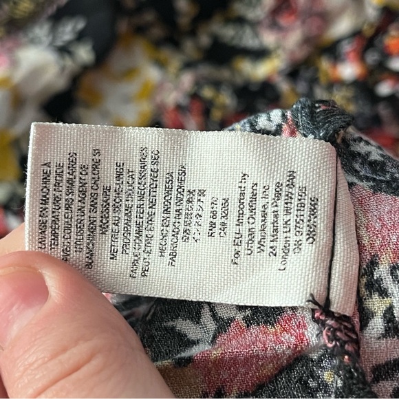 Free People Wildflower Fields Henley Top Size XS - Picture 10 of 14